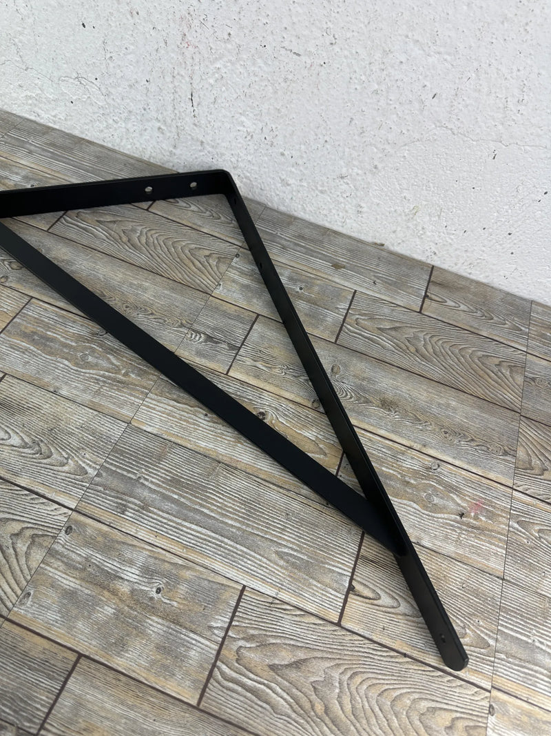 Escuadra para estantería de pared