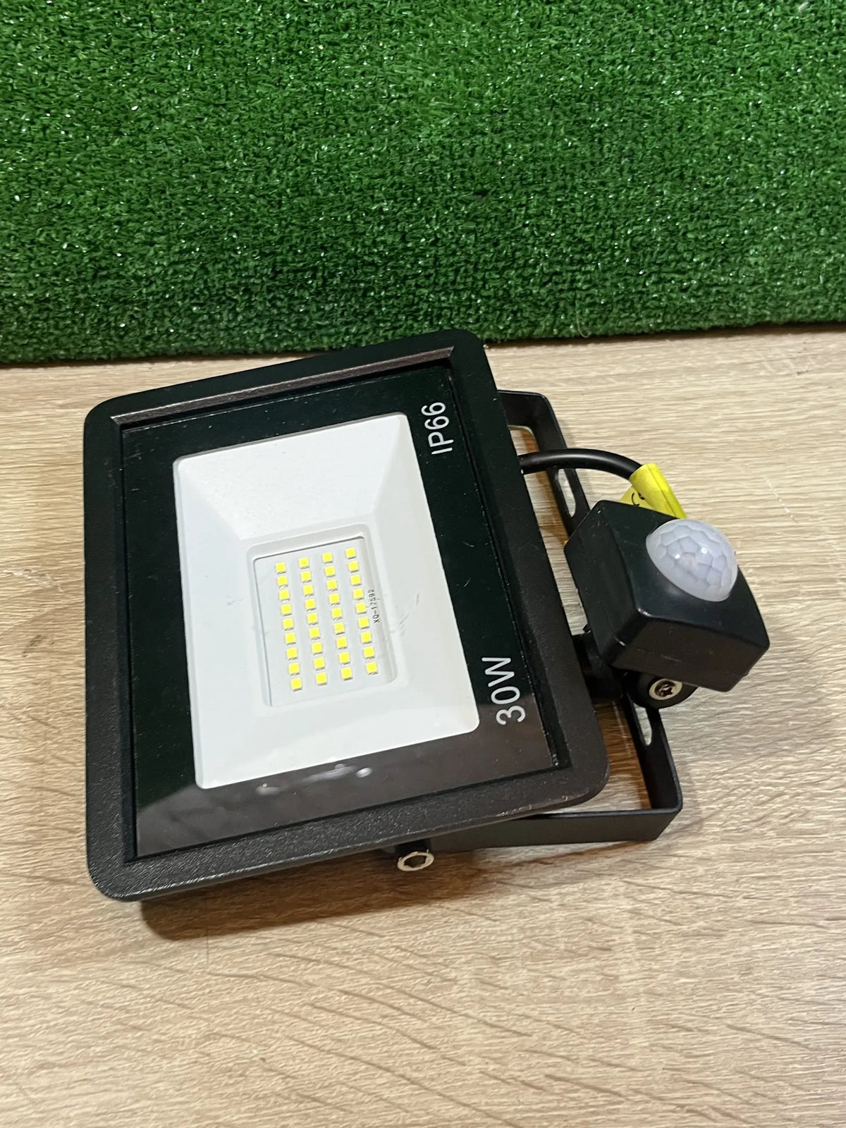 Foco LED Exterior con Sensor de Movimiento Realky