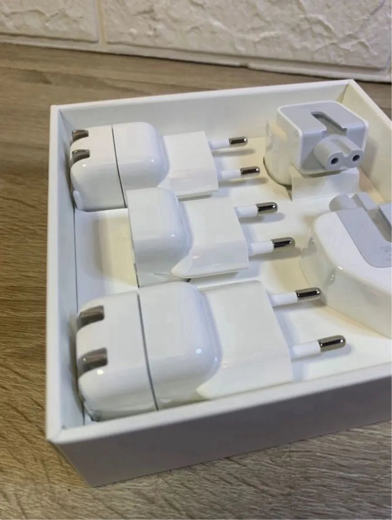 World Travel Adapter Kit Apple