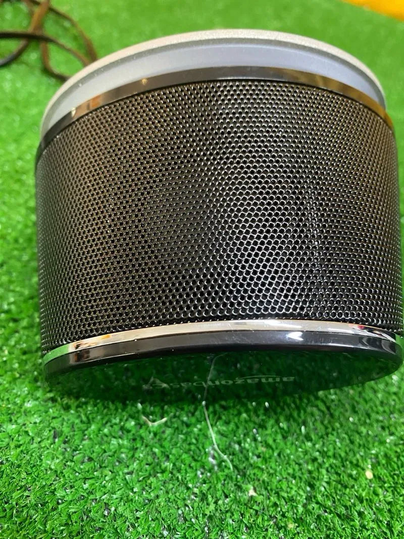 Amazon Basics - Altavoces para ordenador