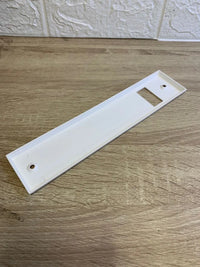 Tapa protectora para pasador de correa de persiana