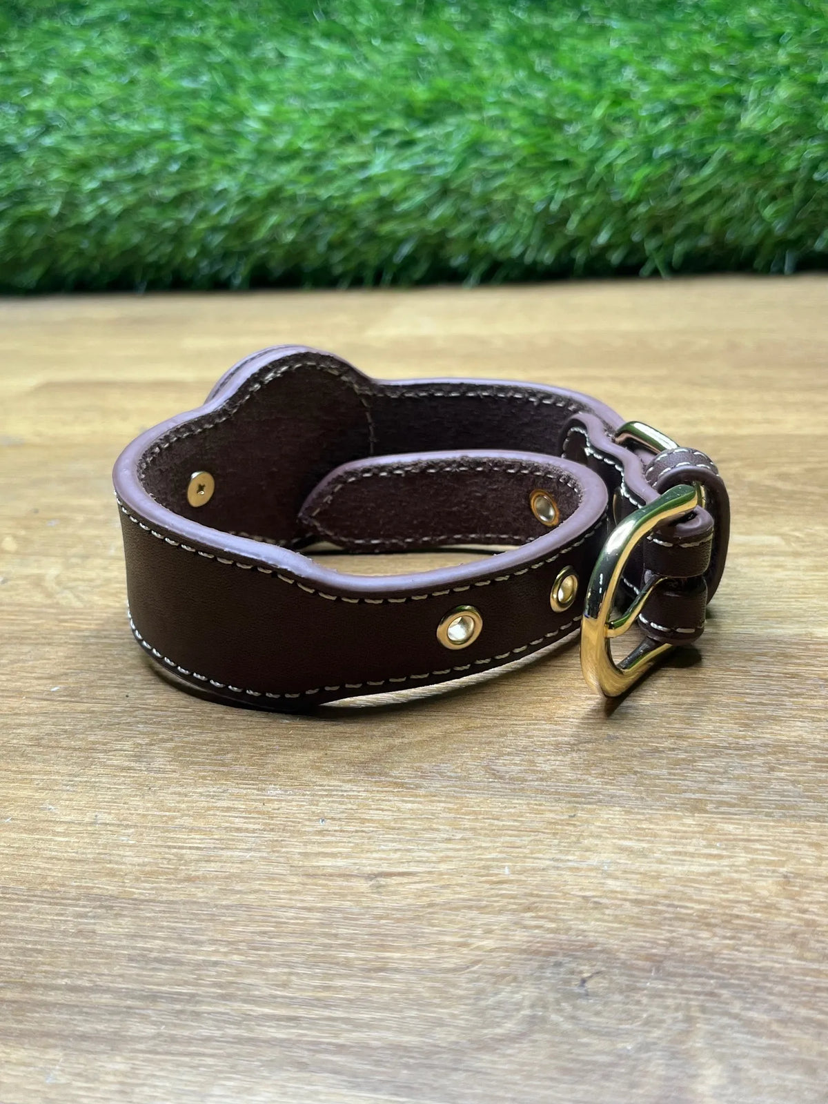 Collar de Cuero Ajustable