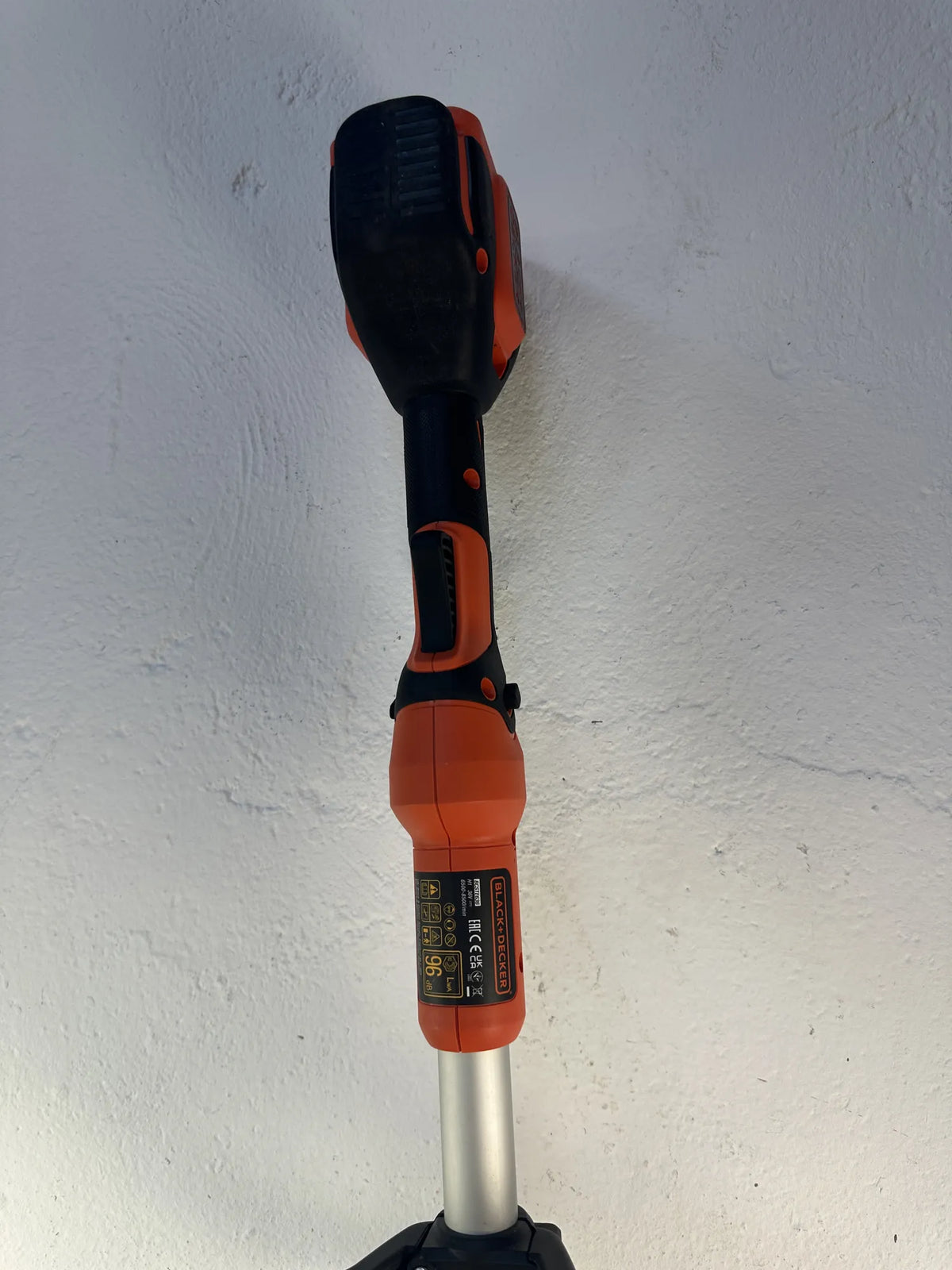 Cortabordes a Batería Black Decker