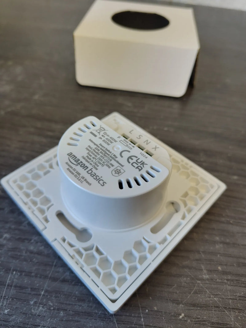 Interruptor inteligente - AmazonBasics
