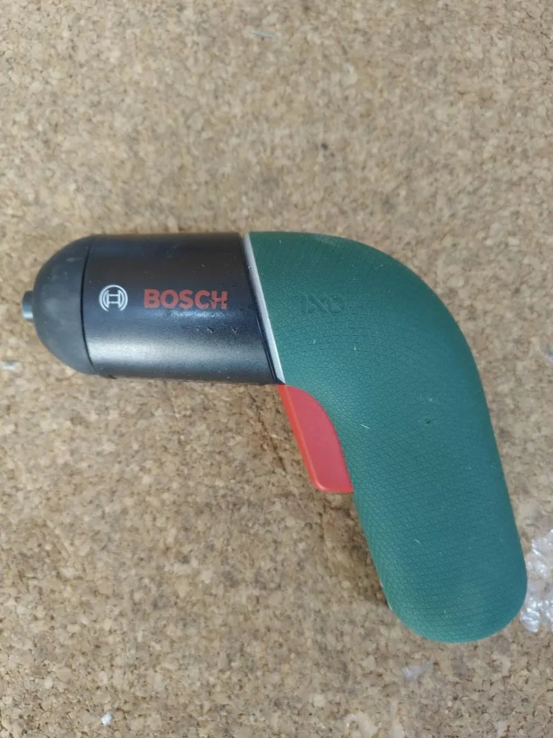 Bosch atornillador a batería IXO Vino Set