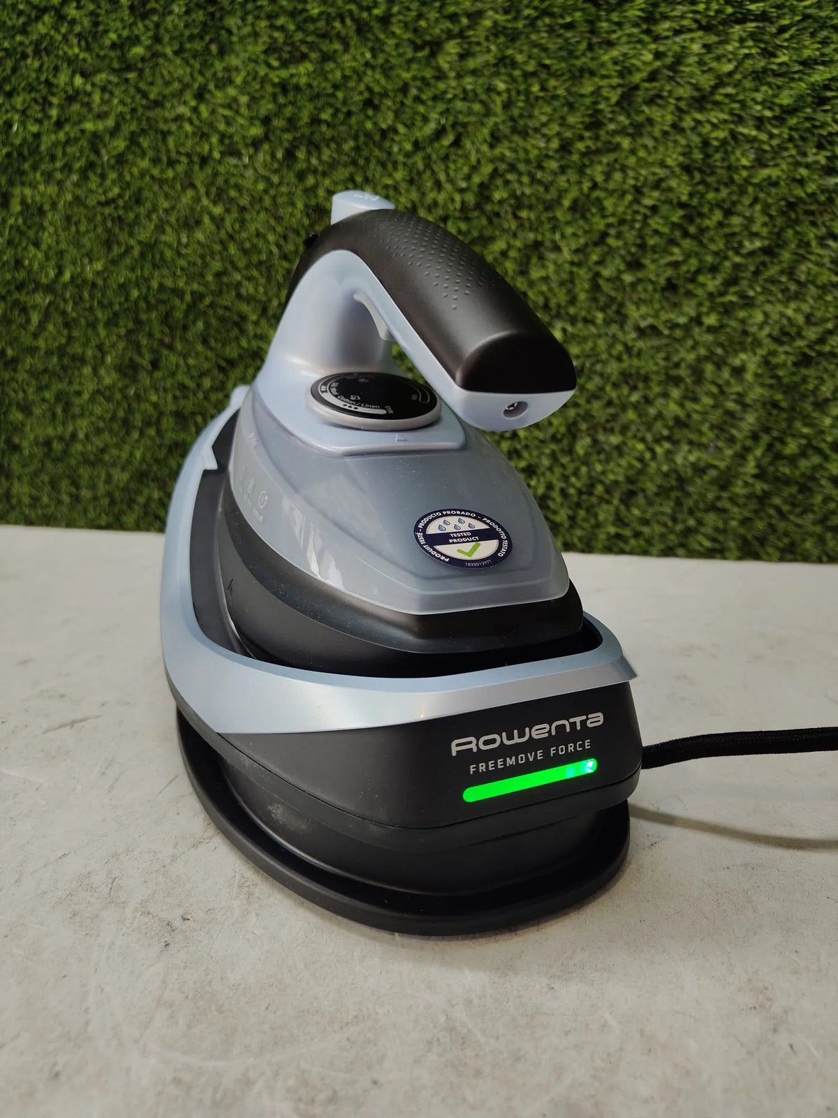 Plancha a vapor sin cable - Rowenta