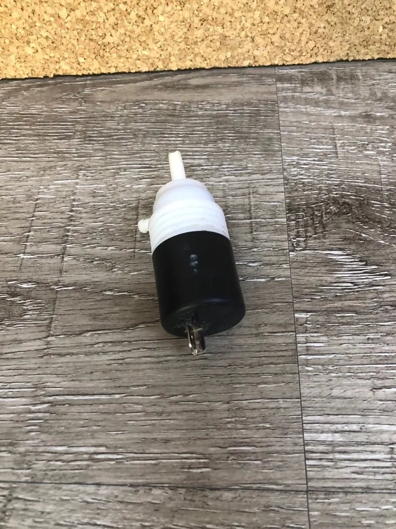 HELLA 8TW 005 496-051 Bomba de agua de lavado