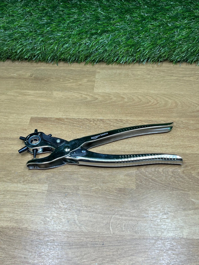 Juego perforadora de cuero Amazon Basics
