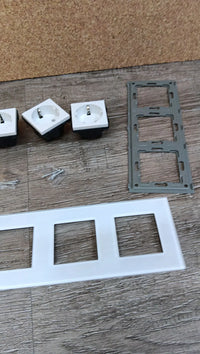 Enchufe de pared triple BSEED