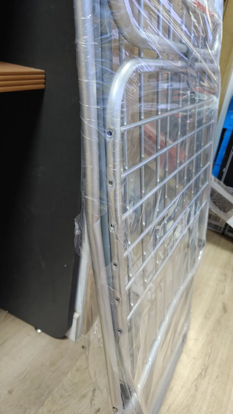 Tendedero de aluminio, Con superficie de 20 metros