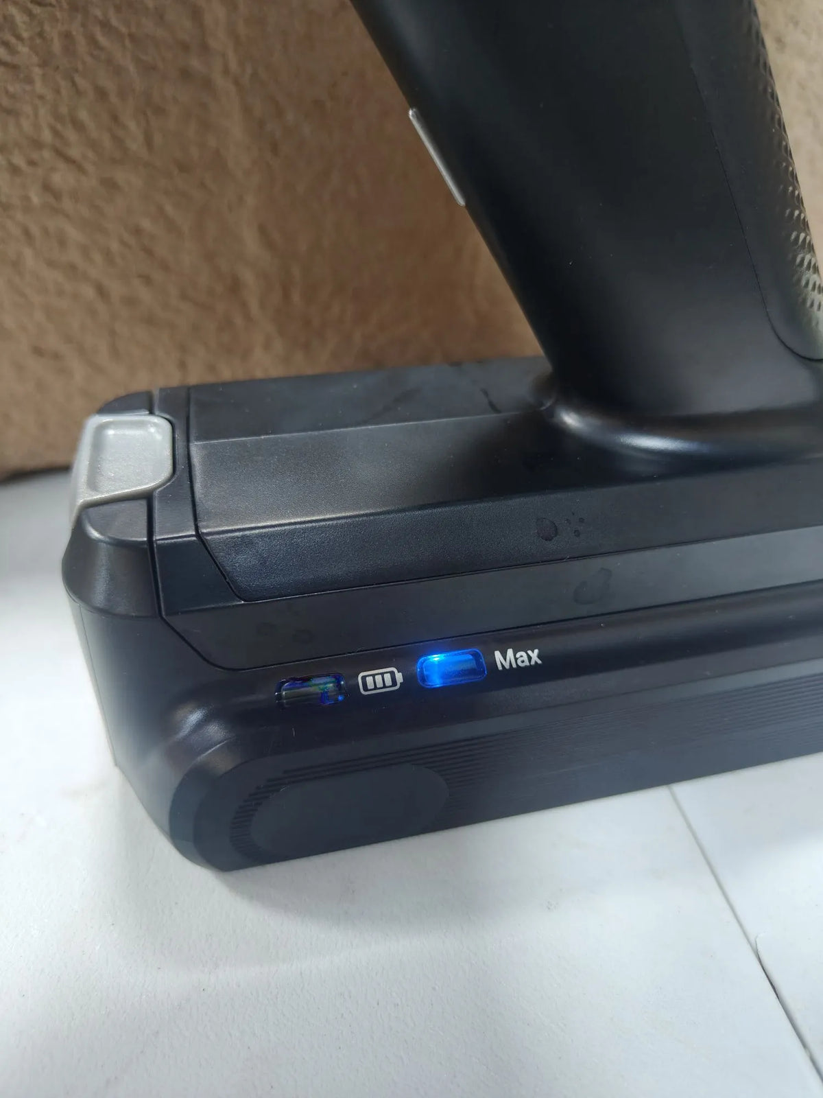 Aspiradora escoba sin cable - Rowenta