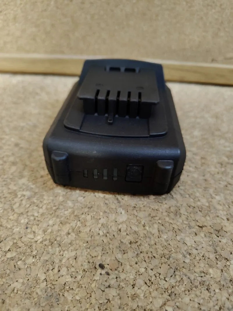 Batería Recargable de Litio Li-ion 18V 1.5Ah
