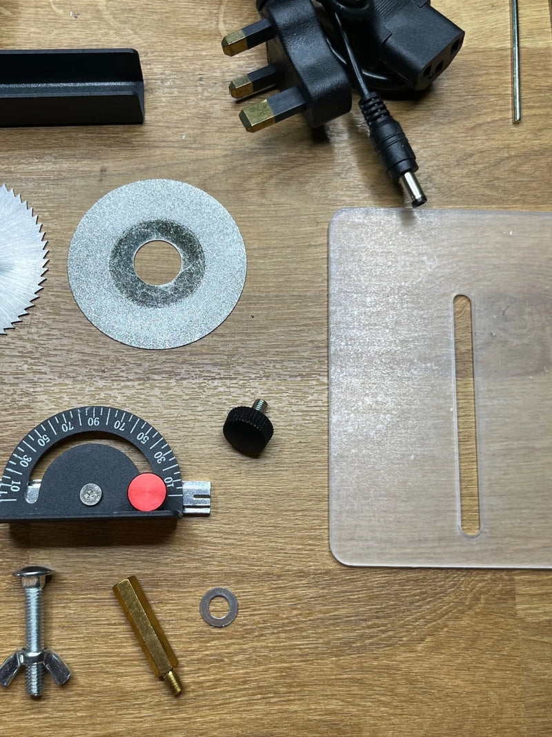 Mini sierra circular de mesa de 100W
