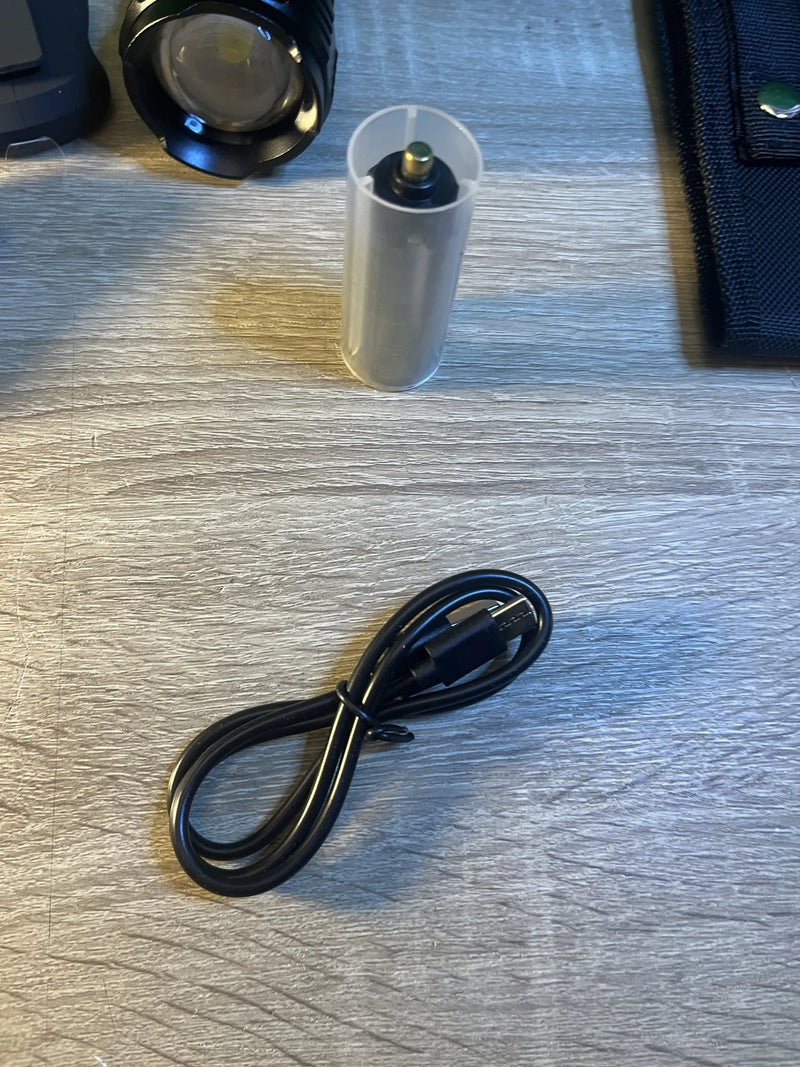 Linterna LED Ultra Potente Maxesla