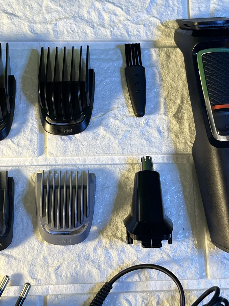 Recortador todo en uno Multigroom Philips
