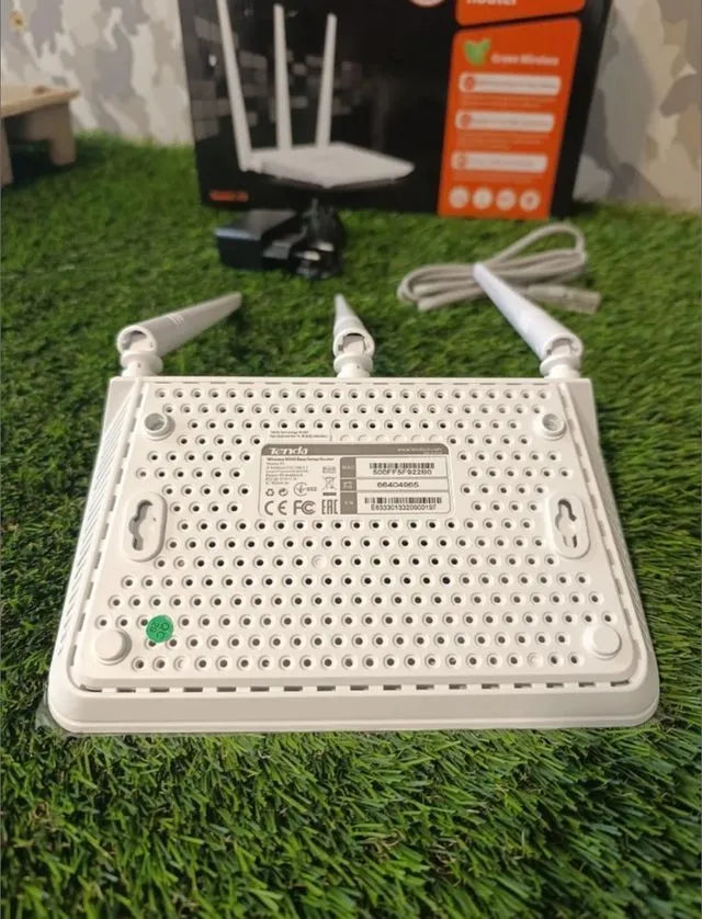 Router INAL. TENDA F3 3PTOS WiFi.N/300MBPS 3ANTENA