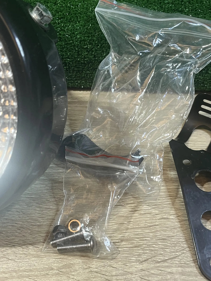Faros delanteros para motocicleta Qiilu