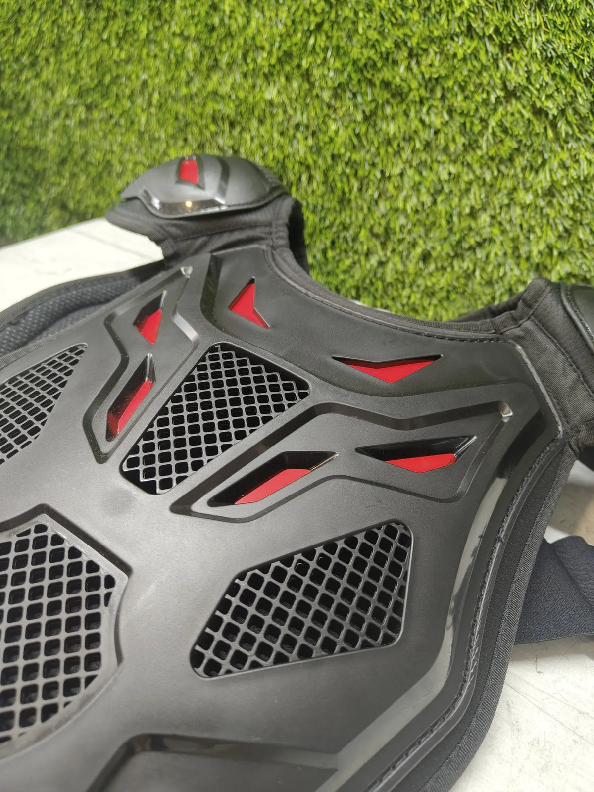 Armadura motociclista mejorada - Pellor