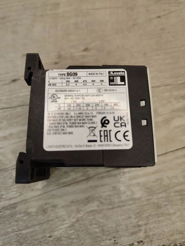 Minicontactor tripolar Ac3 - LOVATO