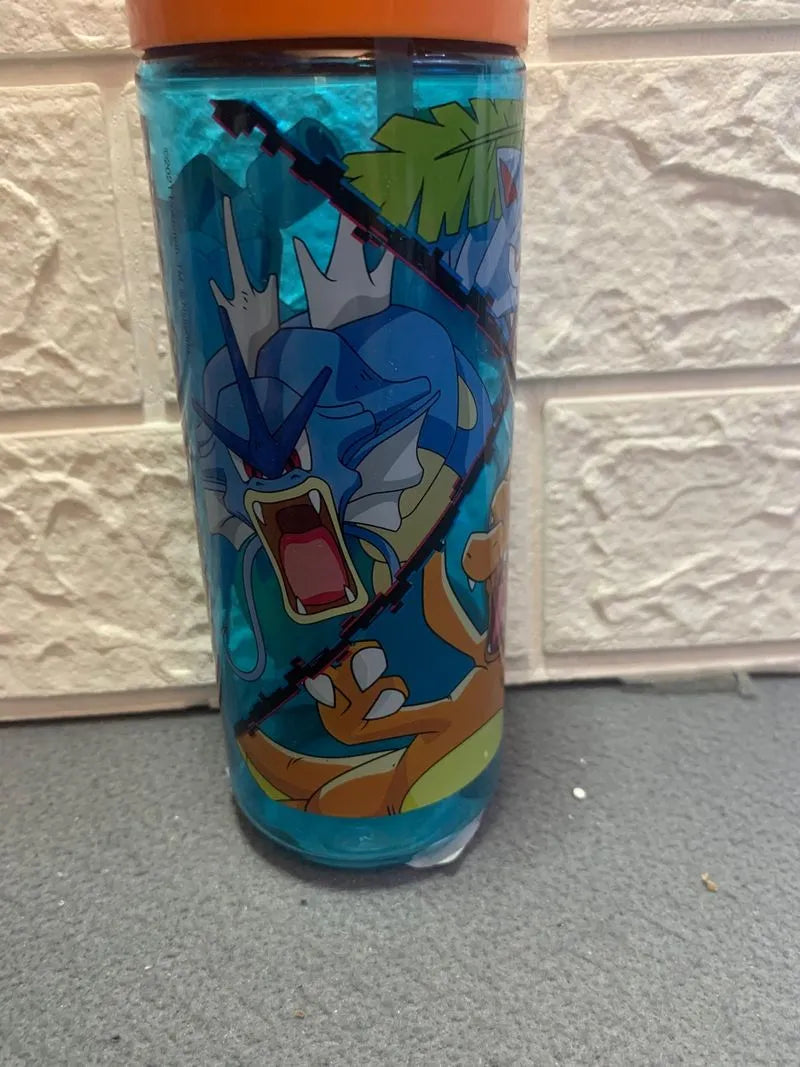Botella de agua para niños