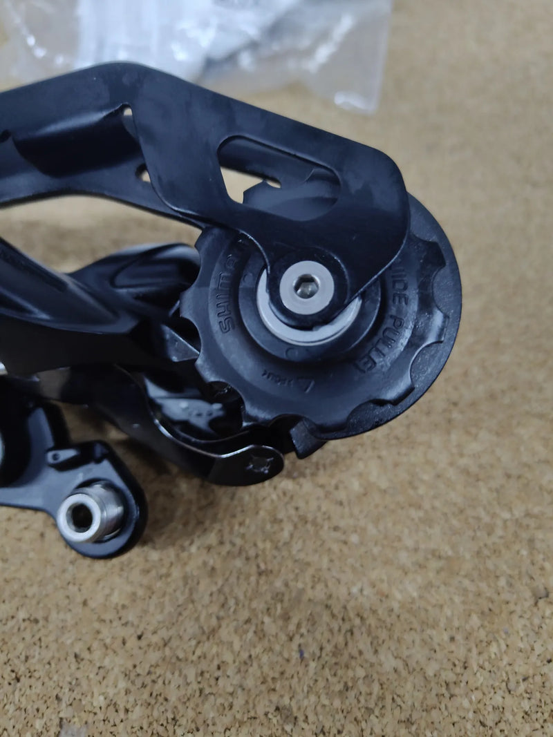 Descarrilador trasero SHIMANO Deore XT RD-T8000