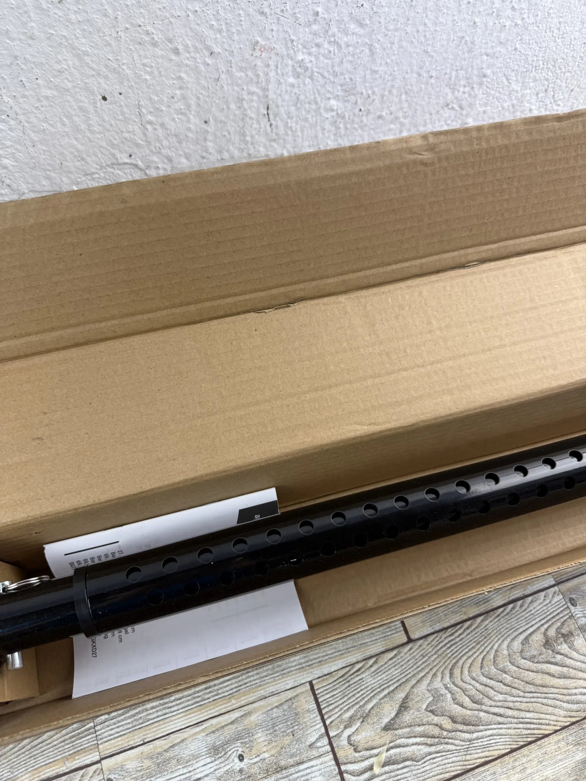 Barra de seguridad ajustable - AmazonBasics