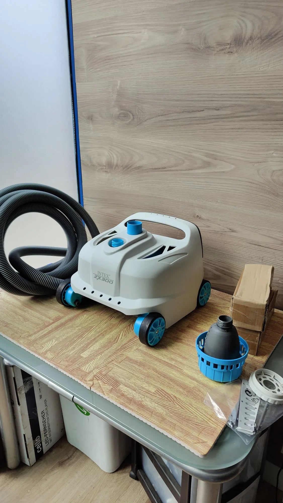 Limpiador automático de piscinas ZX300 Deluxe