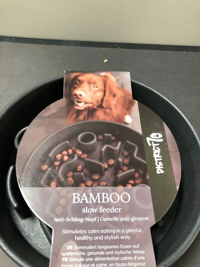 Alimentador para perro
