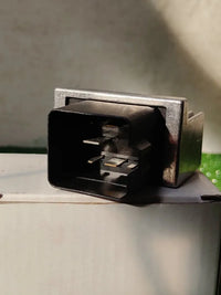 Control de relé de bujía