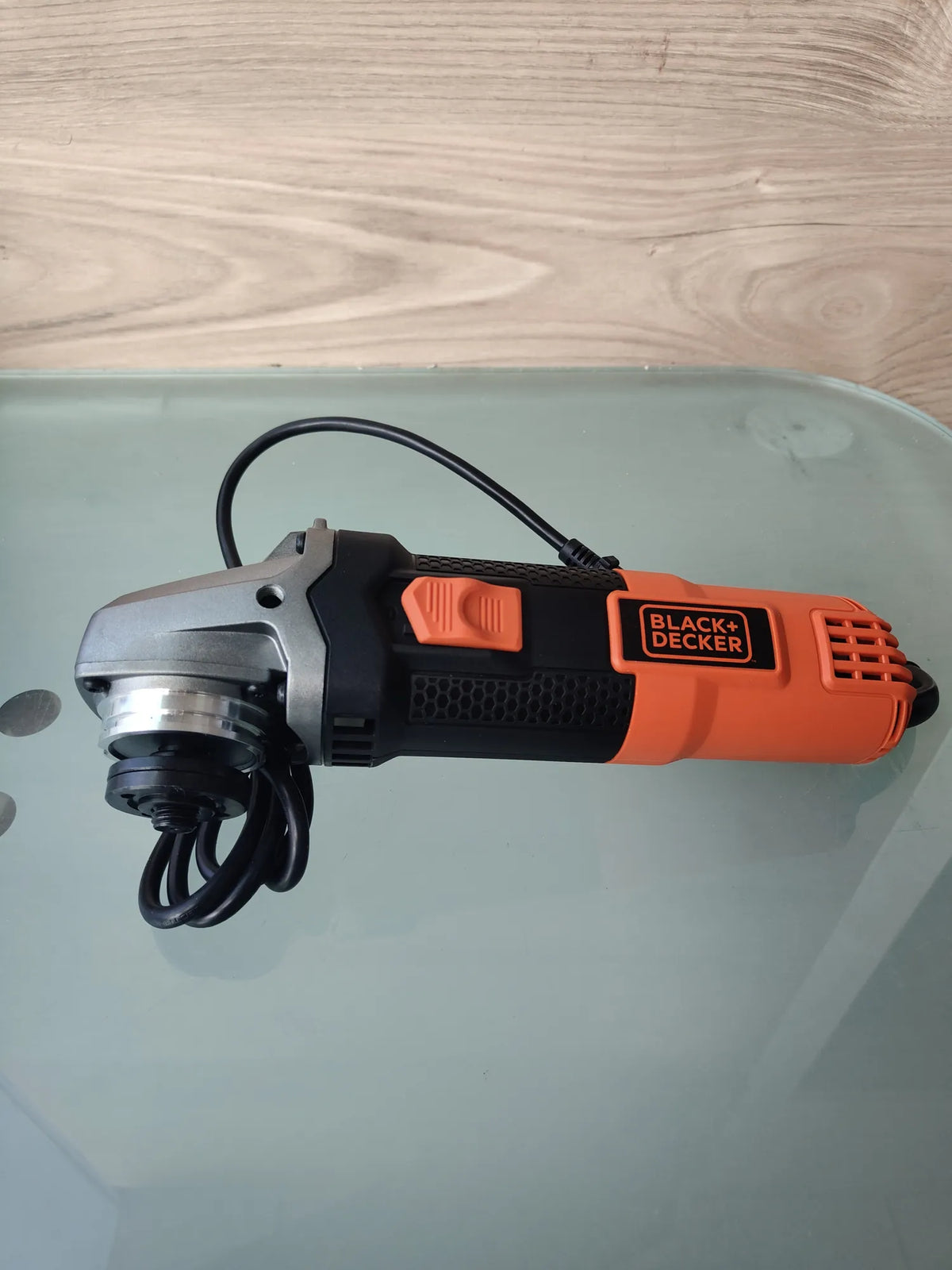 Amoladora lateral con empuñadura - Black + decker