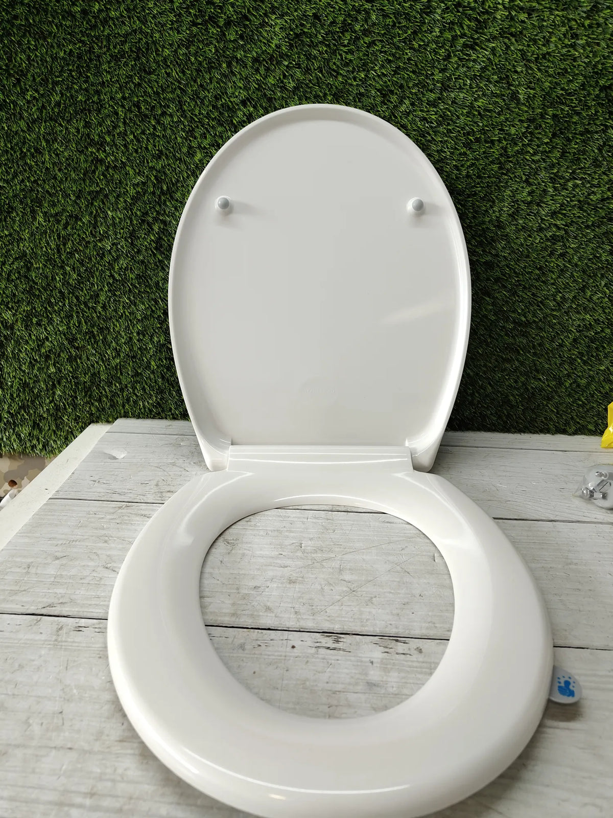 Asiento de inodoro de cierre suave - Yeaupe