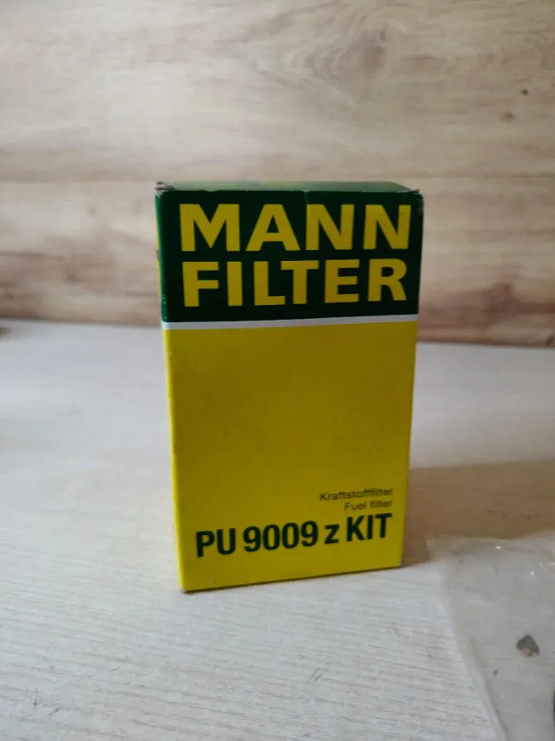 Filtro de combustible PU 9009 z KIT - MANN-FILTER