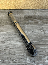 Llave de trinquete dinamométrica Amazon Basics
