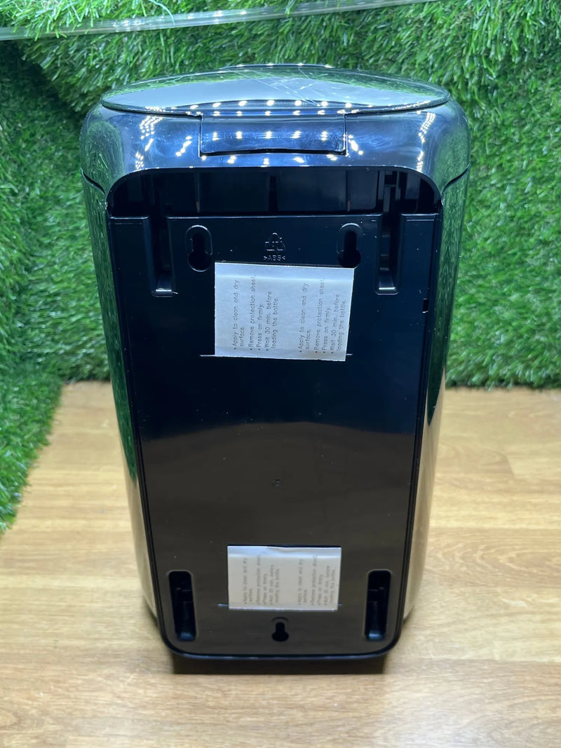 Cubo de basura con tapa Tork