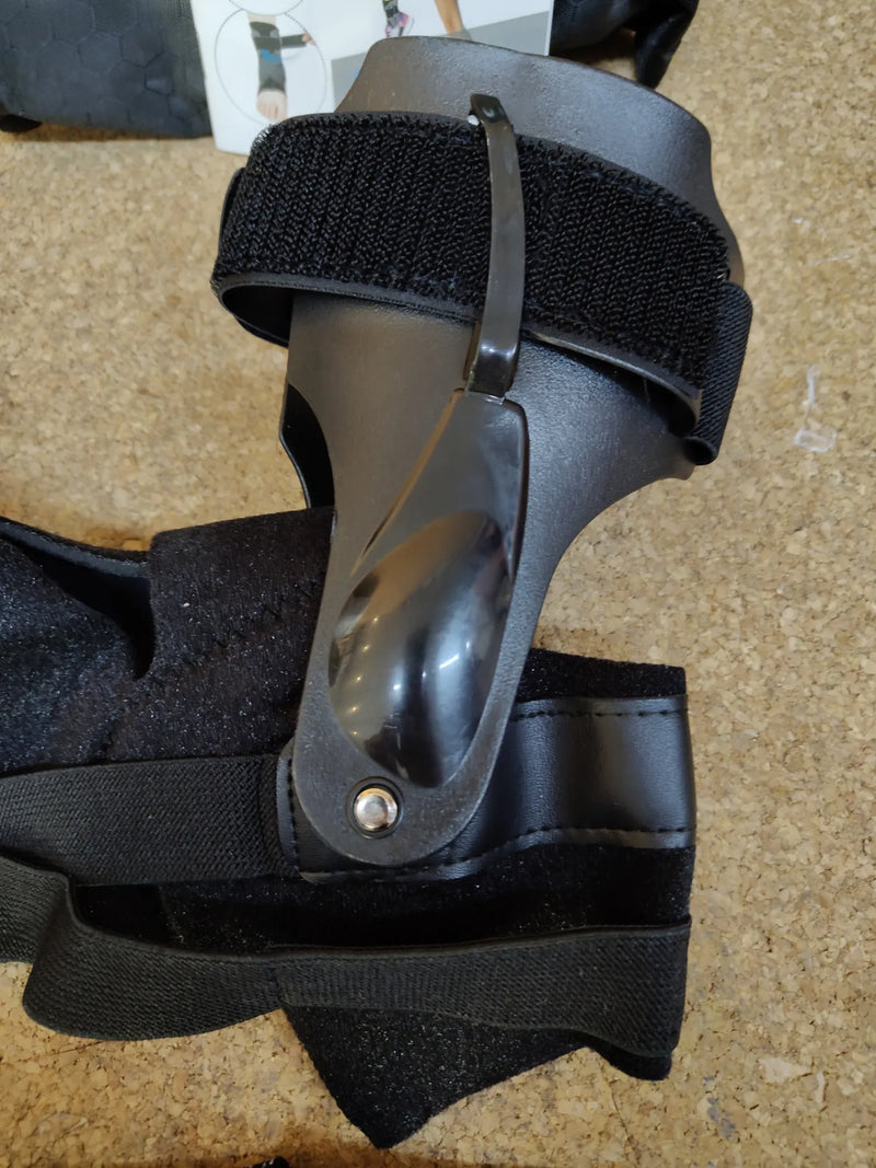 Tobillera ajustable con placa de PE