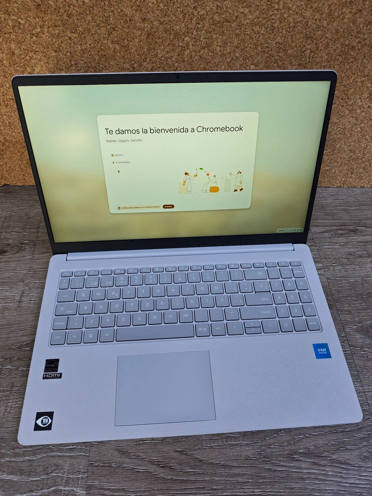 ASUS Chromebook CX1505CTA ordenador portatil