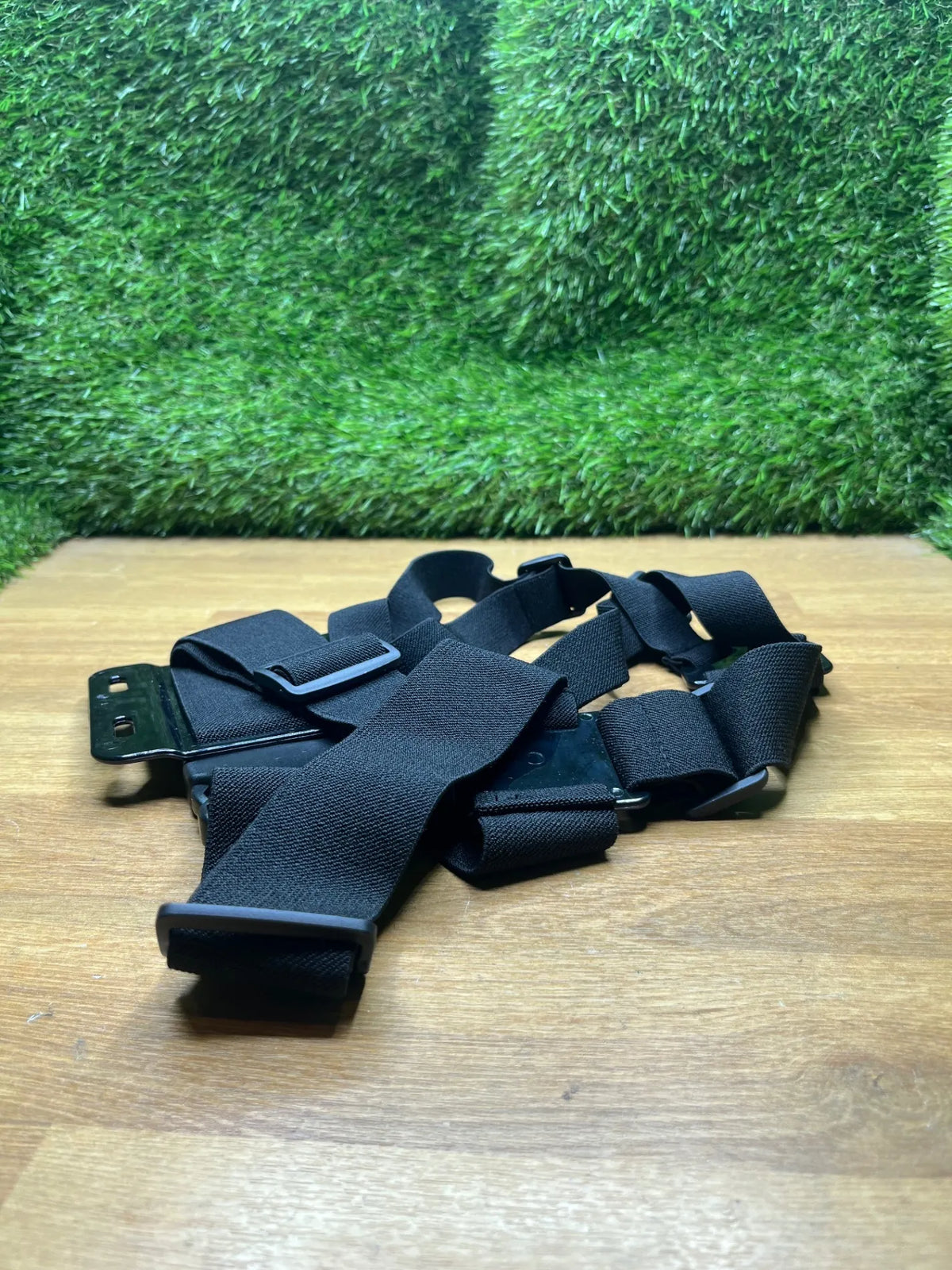 Arnés de Pecho Ajustable para GoPro y Cámaras Acción Amazon Basics