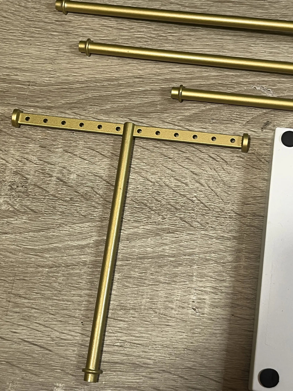 Joyero de cuatro pisos Amazon Basics