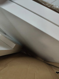 Mesa auxiliar de diseño moderno - FMD