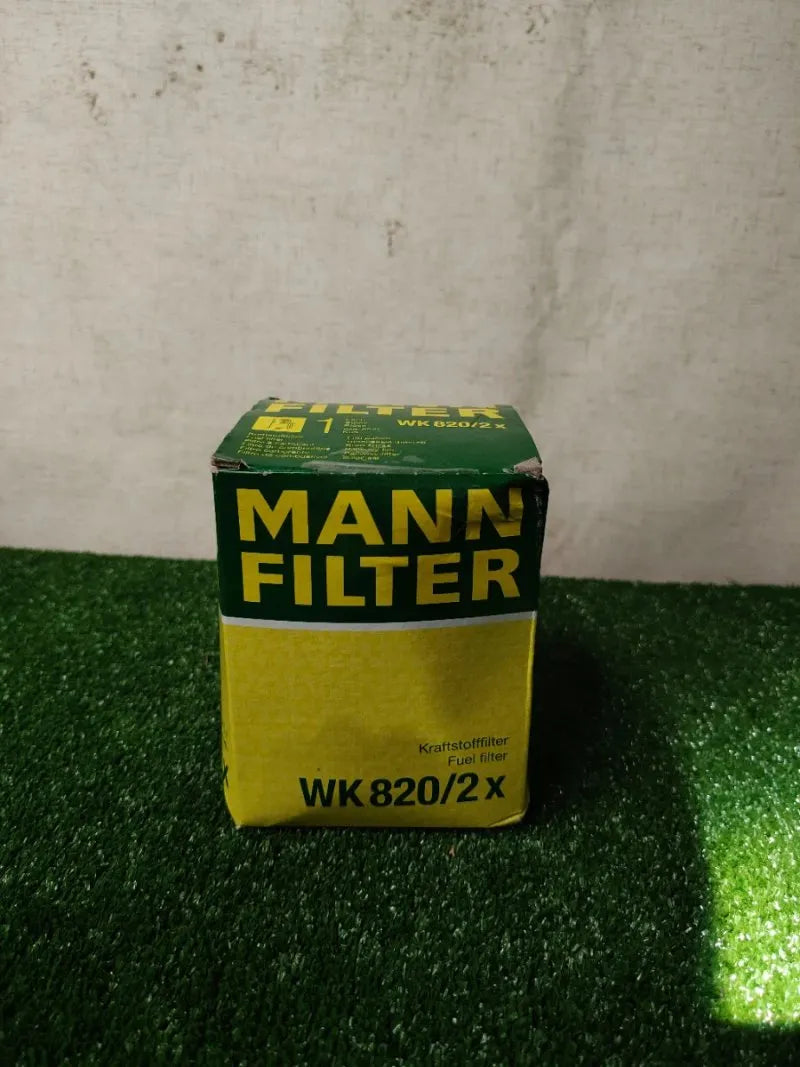 MANN-FILTER WK 820/2 x Filtro de combustible