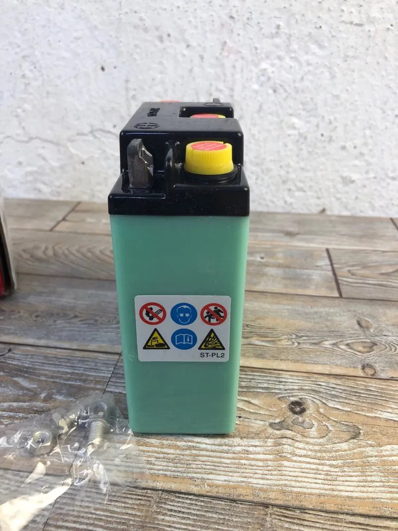 Batería para moto Yusa