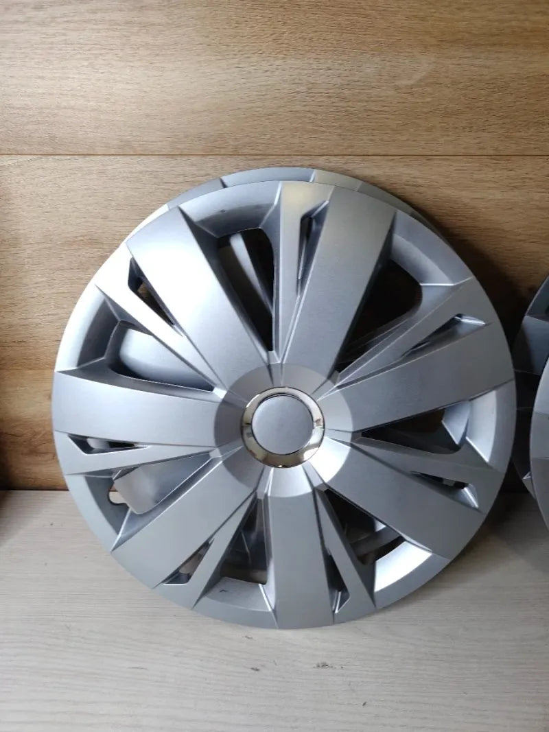 Tapacubos Plateados 16 Pulgadas - SWISS DEIVE