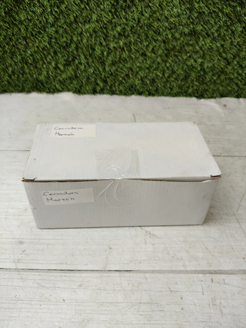 Cerradura de Sobreponer de Derecha con Palanca de Cierre Marrón - AMIG