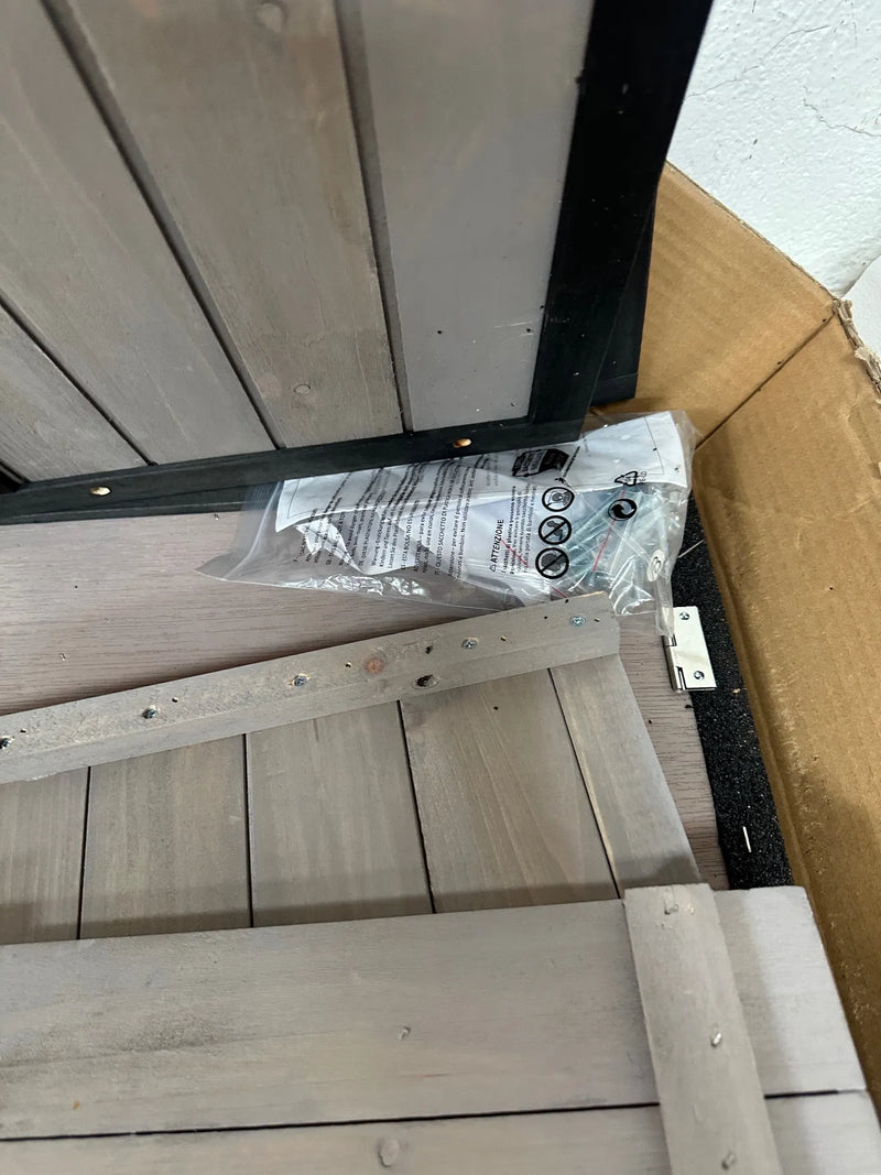 Casa para gatos de madera