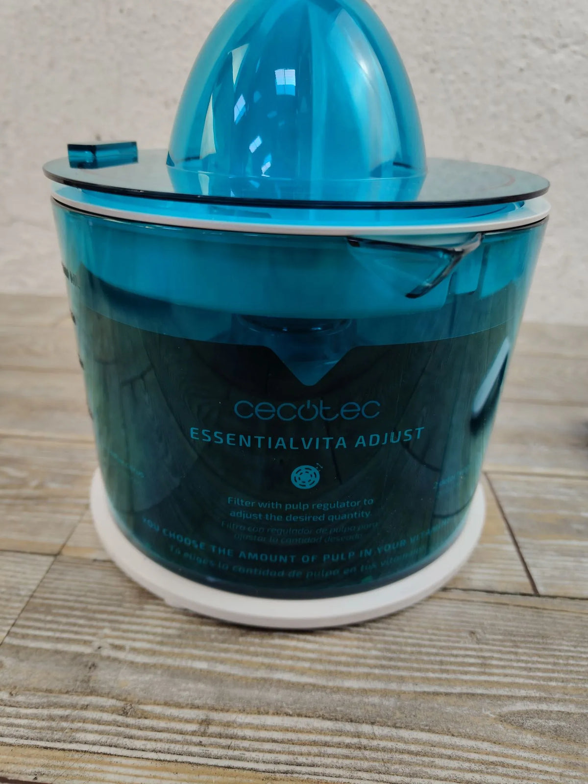 Exprimidor eléctrico EssentialVita