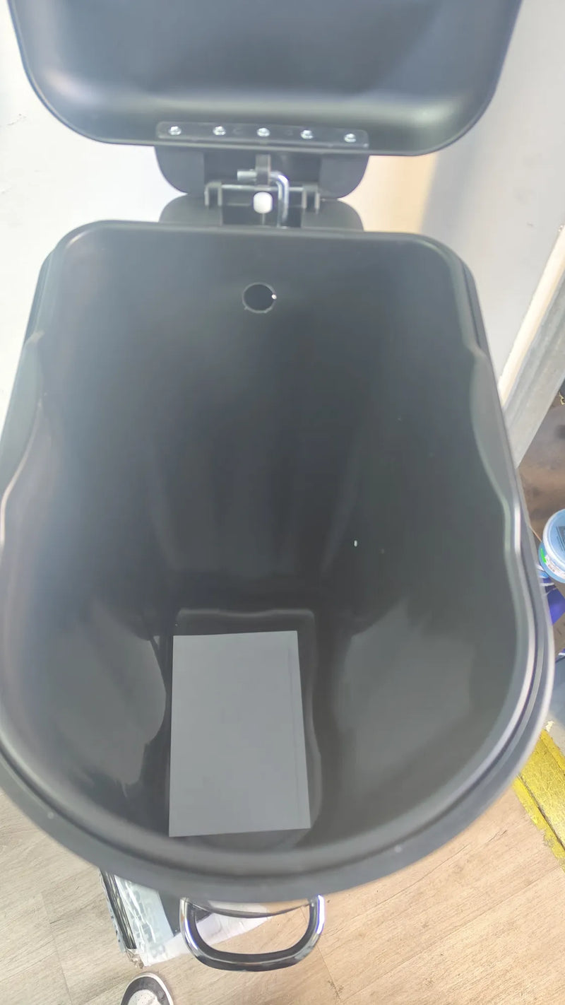 cubo de pedal "ariane" slim 30l
