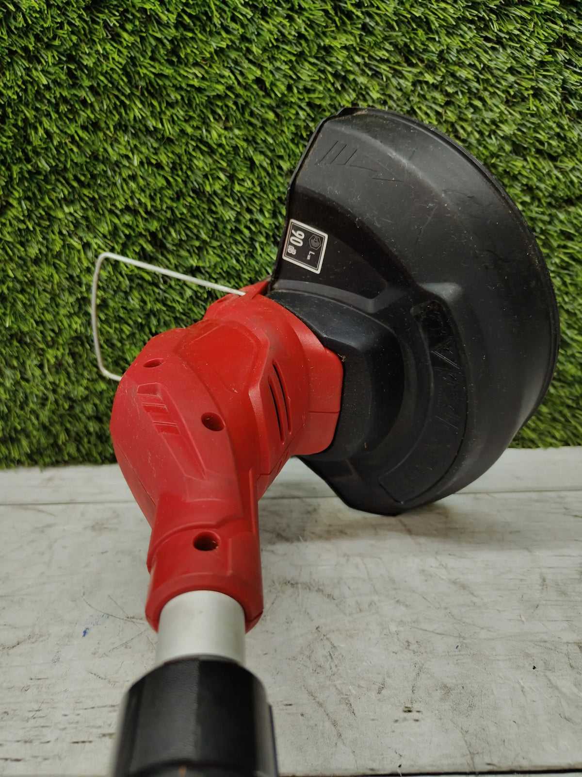 Recortabordes inalámbrico de 18V - Einhell