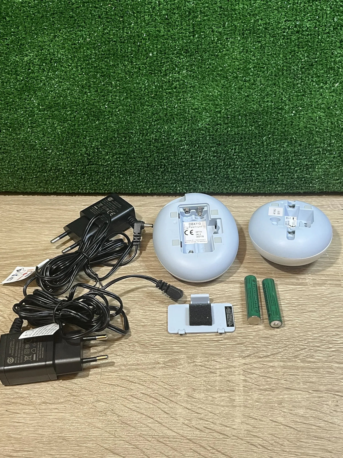 Vigilabebés Digital con DECT Alecto DBX110