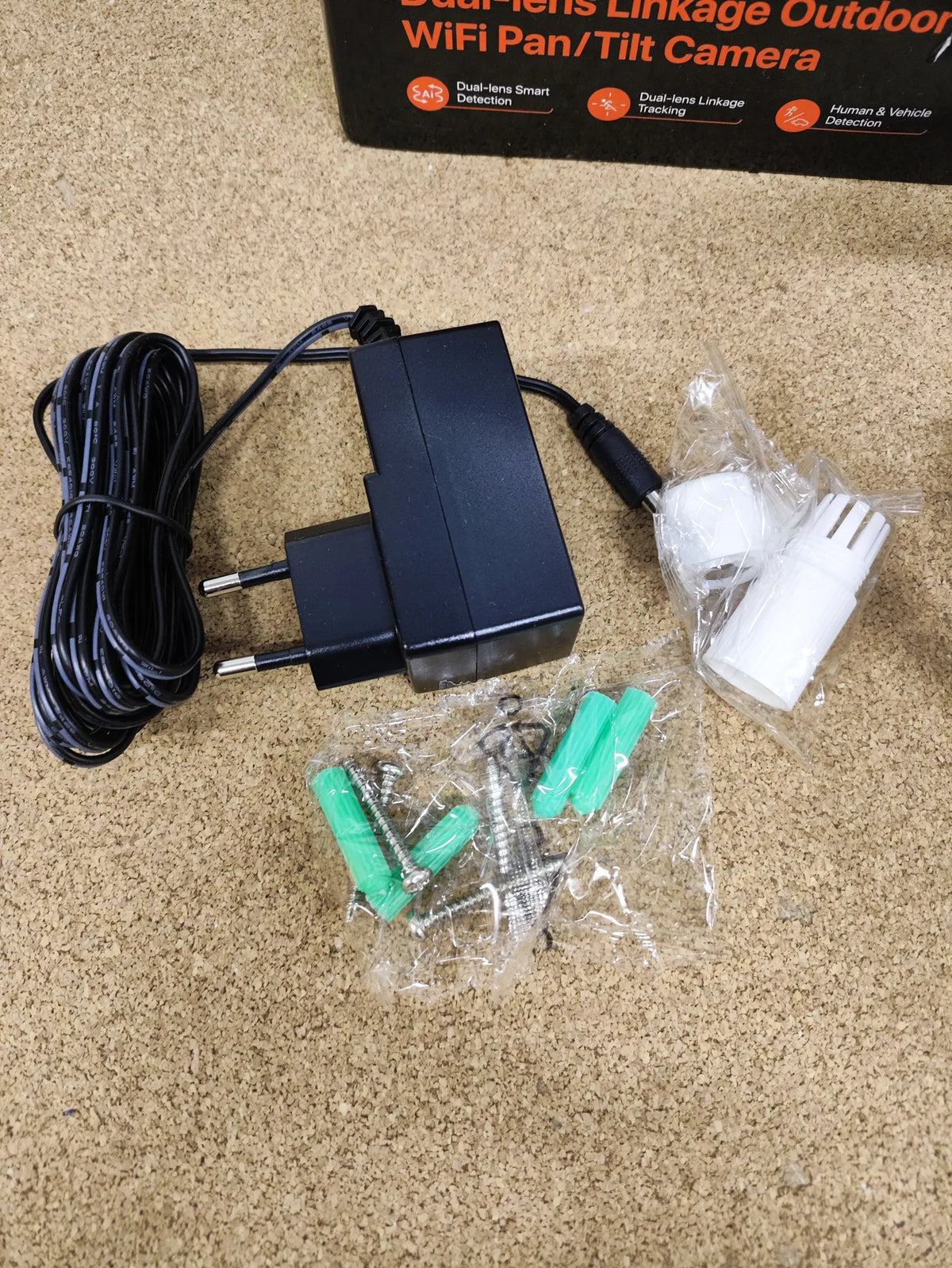 Cámara Vigilancia WiFi Exterior Tenda CH9