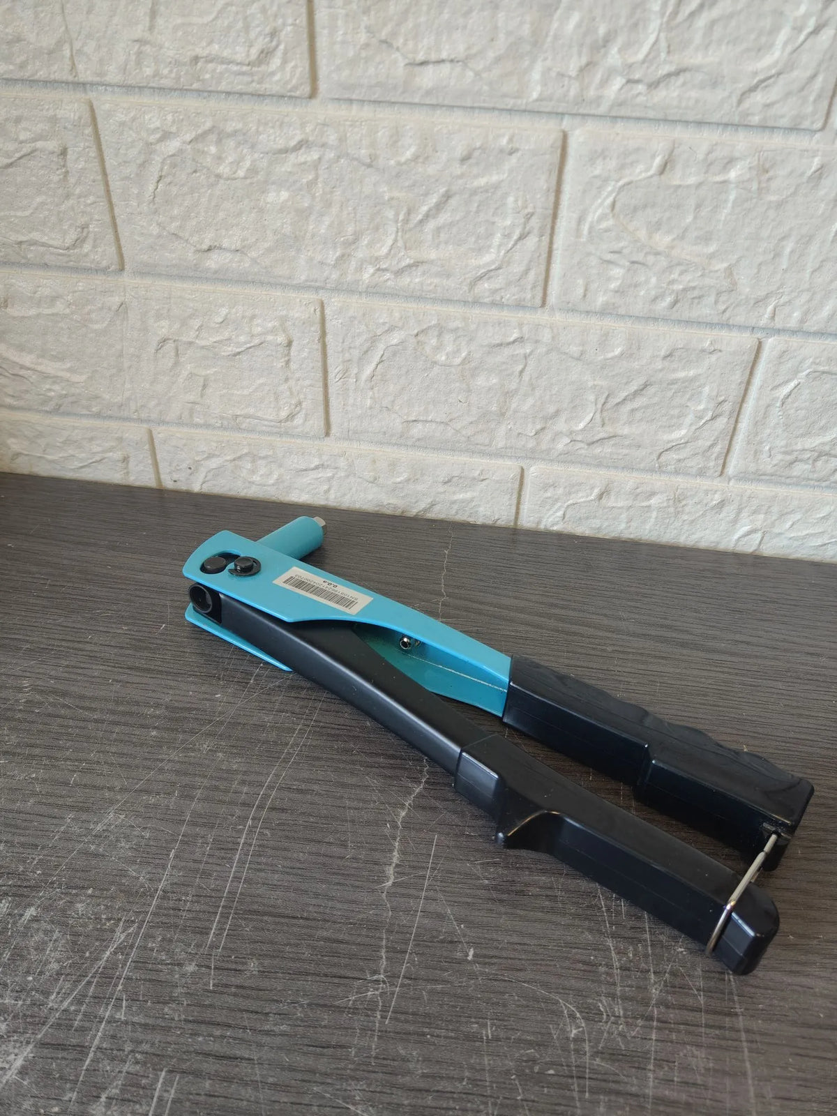 Remachadora manual - Cecotec